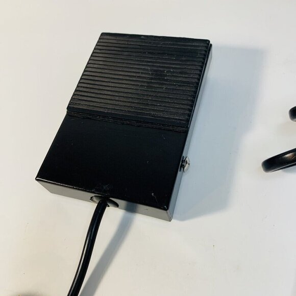 Tattoo Power Supply Elfin EP2 Digital LCD Mini Screen Compact Foot Pedal - Picture 4 of 11